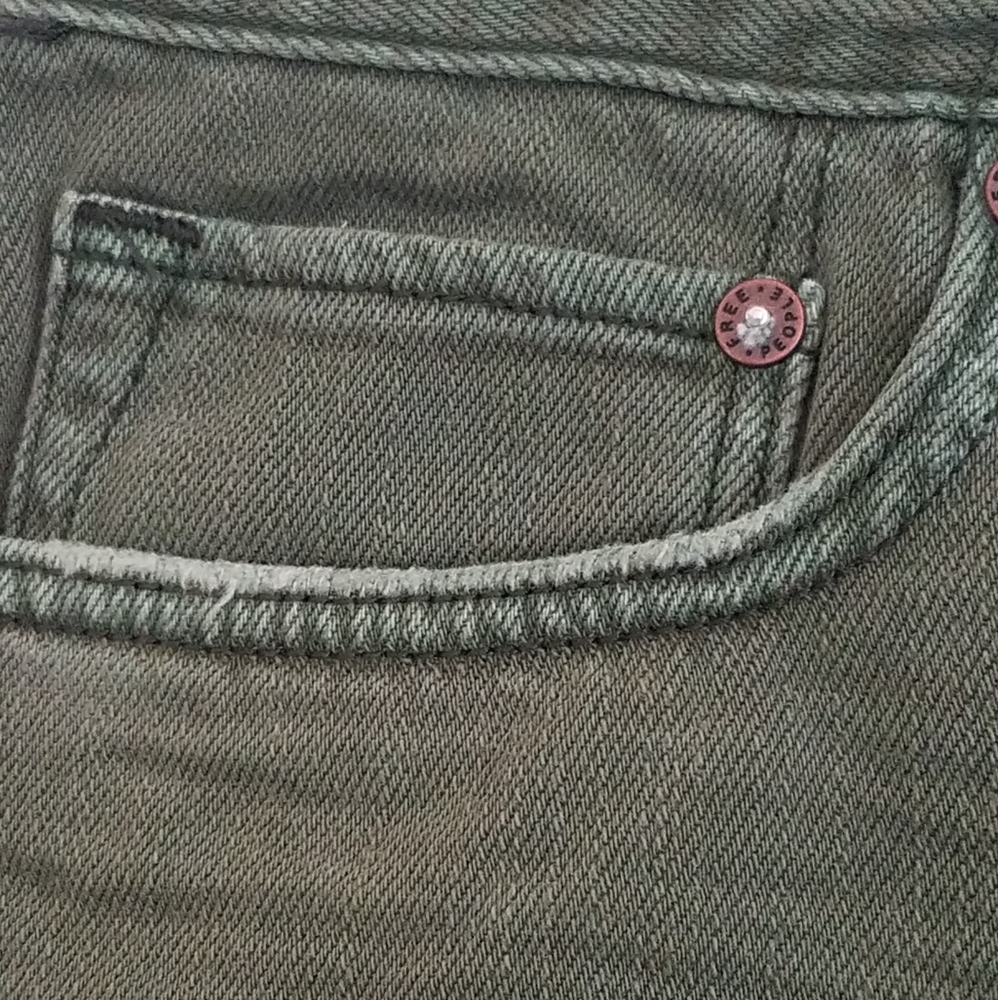 FREE PEOPLE SHORTS - Picture 4 of 9